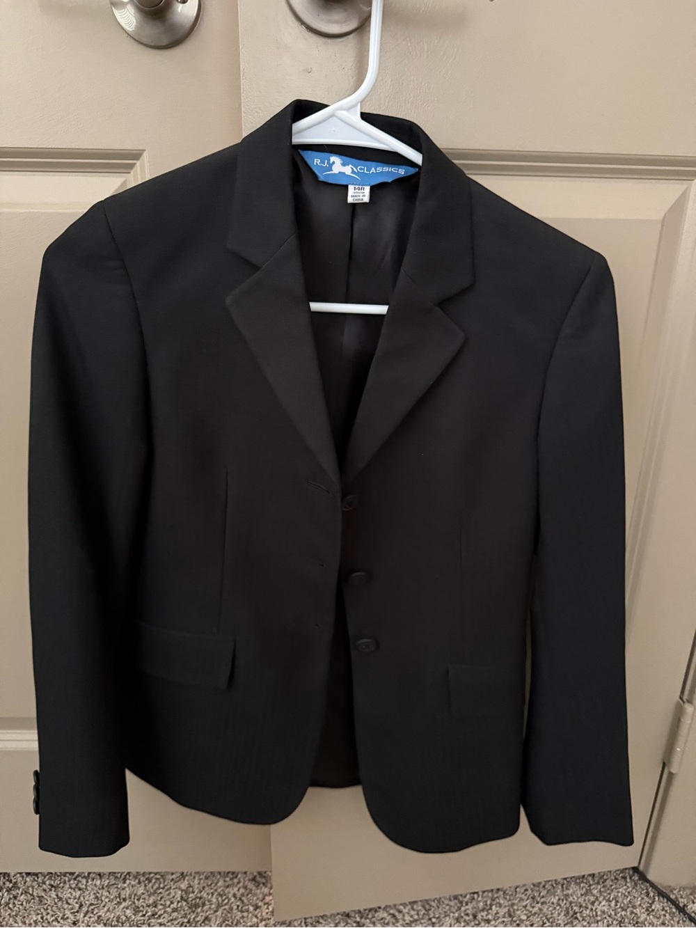 R.J. Classics Women's Black Tailored Blazer